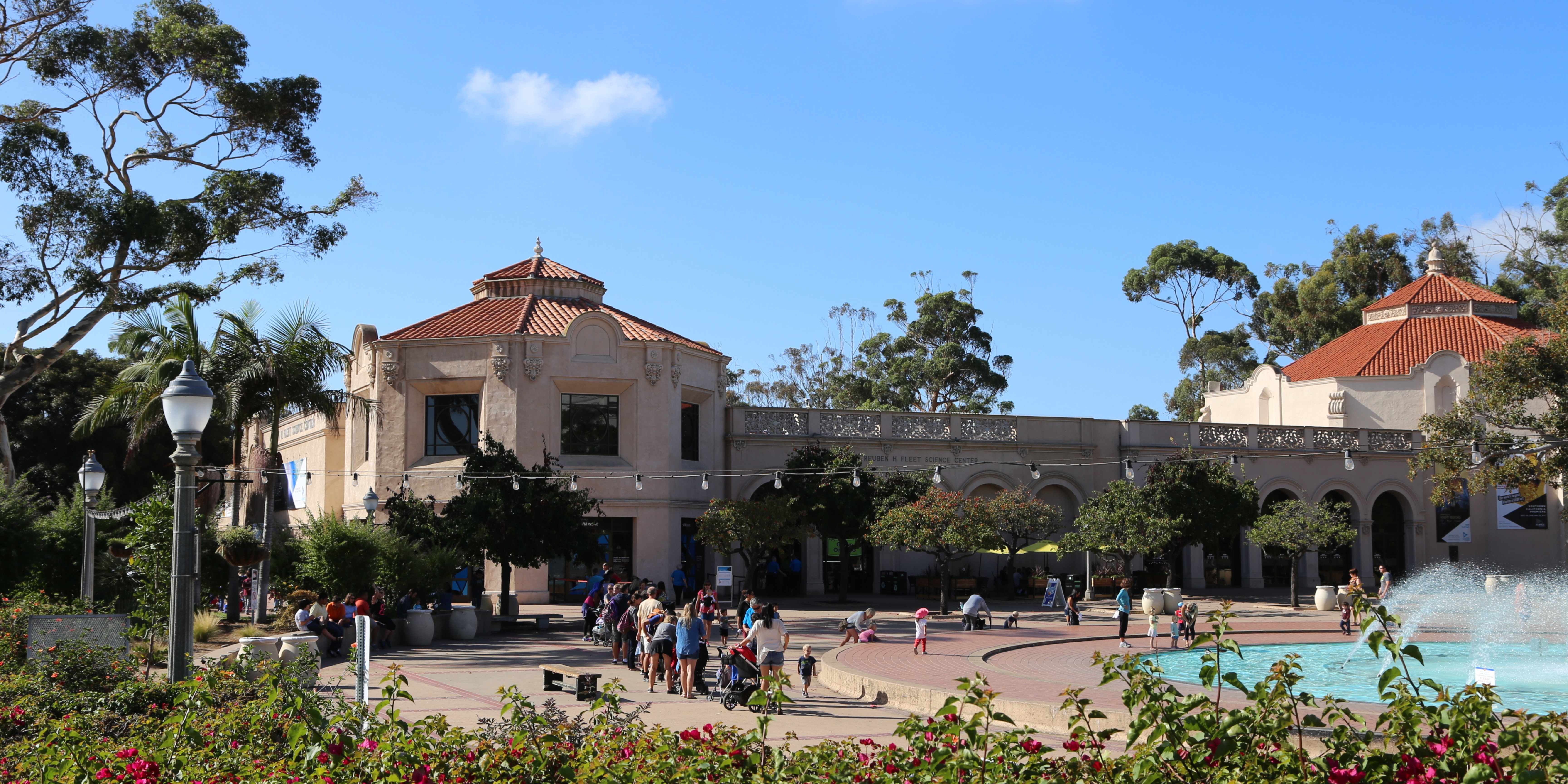 Image of the Fleet Science Center in the day